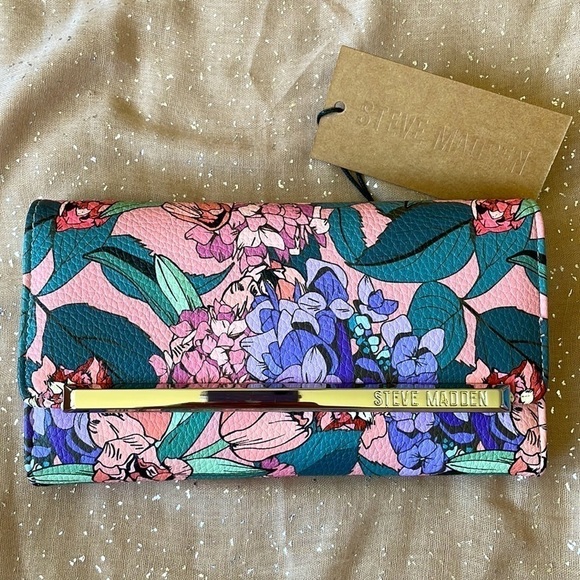 Brand New Steve Madden Pink Floral Print Box Logo Bar Silver Tone Trifold Wallet - Picture 14 of 14